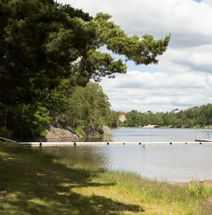 haninge-vega_skimra_strand_badplats.webp