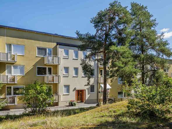 om-ikano_ikano-akademin_hagsatra_exterior_13.jpg