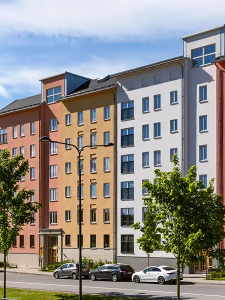 stadsutveckling_stockholm-hasselby_skogsstjarnan_fasad.webp