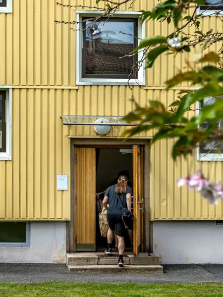 forvaltning_goteborg-jonsered_fasad-gul.webp