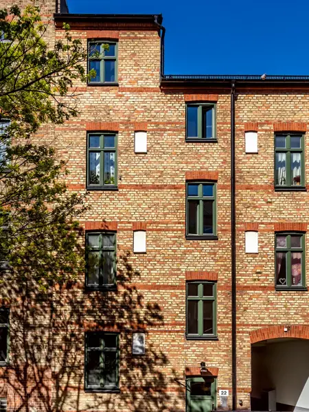 forvaltning_kirseberg_kogret10_fasad-tegel.webp